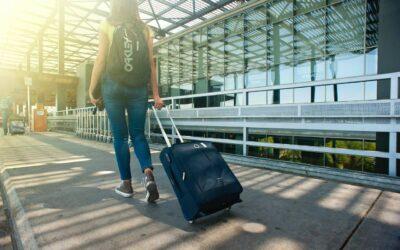 Praktyczne i lekkie: walizki materiałowe jako idealne rozwiązanie podróżne